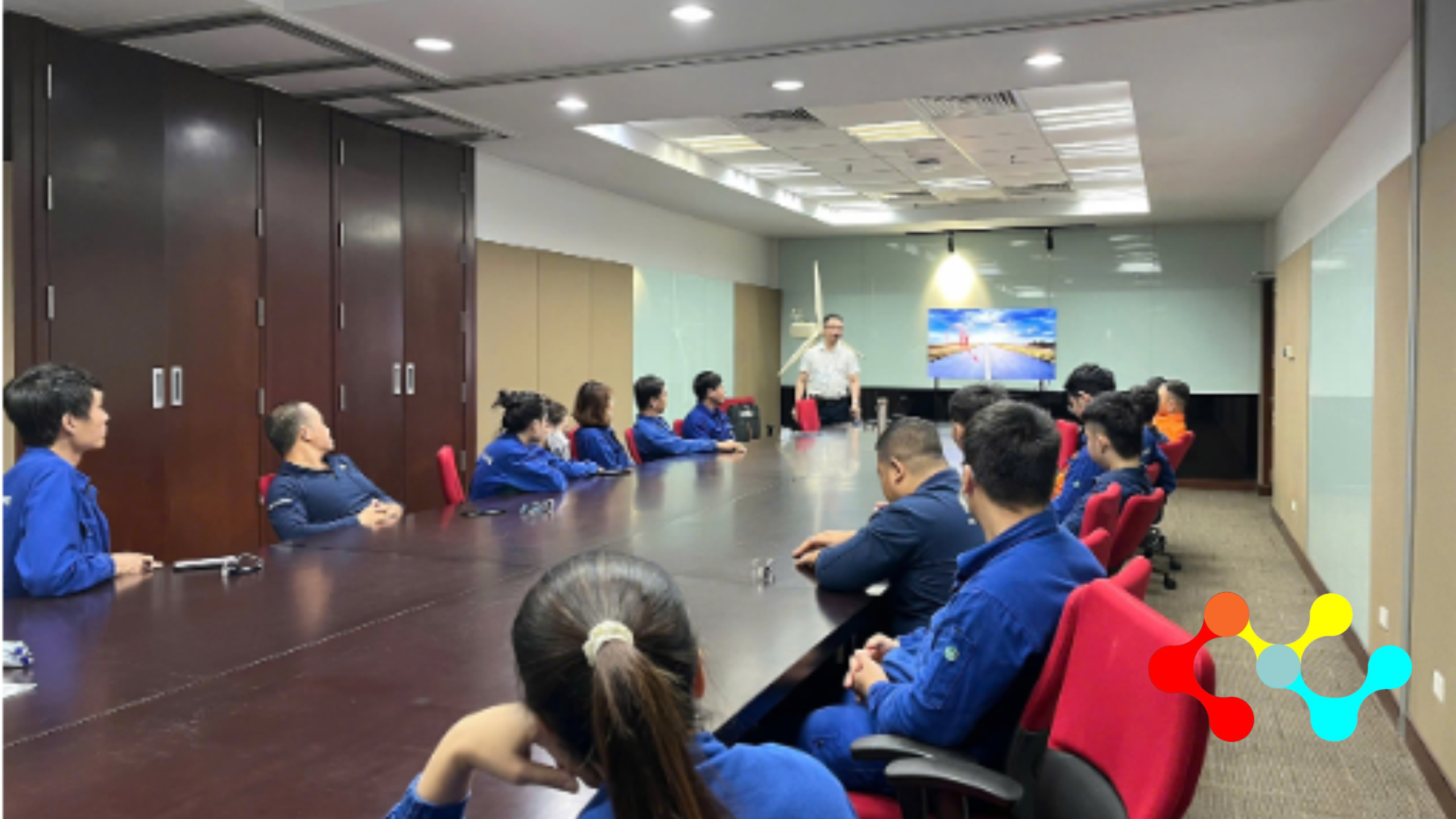 Đào tạo an toàn điện