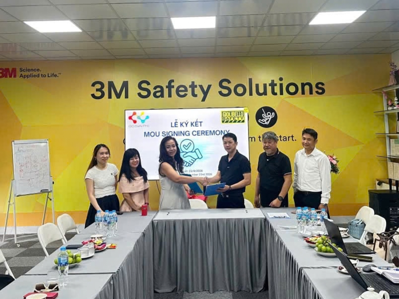 ISO SOLUTIONS & ISO SAFE PRO × GIOLIBELLO HỢP TÁC CHIẾN LƯỢC PHÁT TRIỂN GIÀY BẢO HỘ LAO ĐỘNG