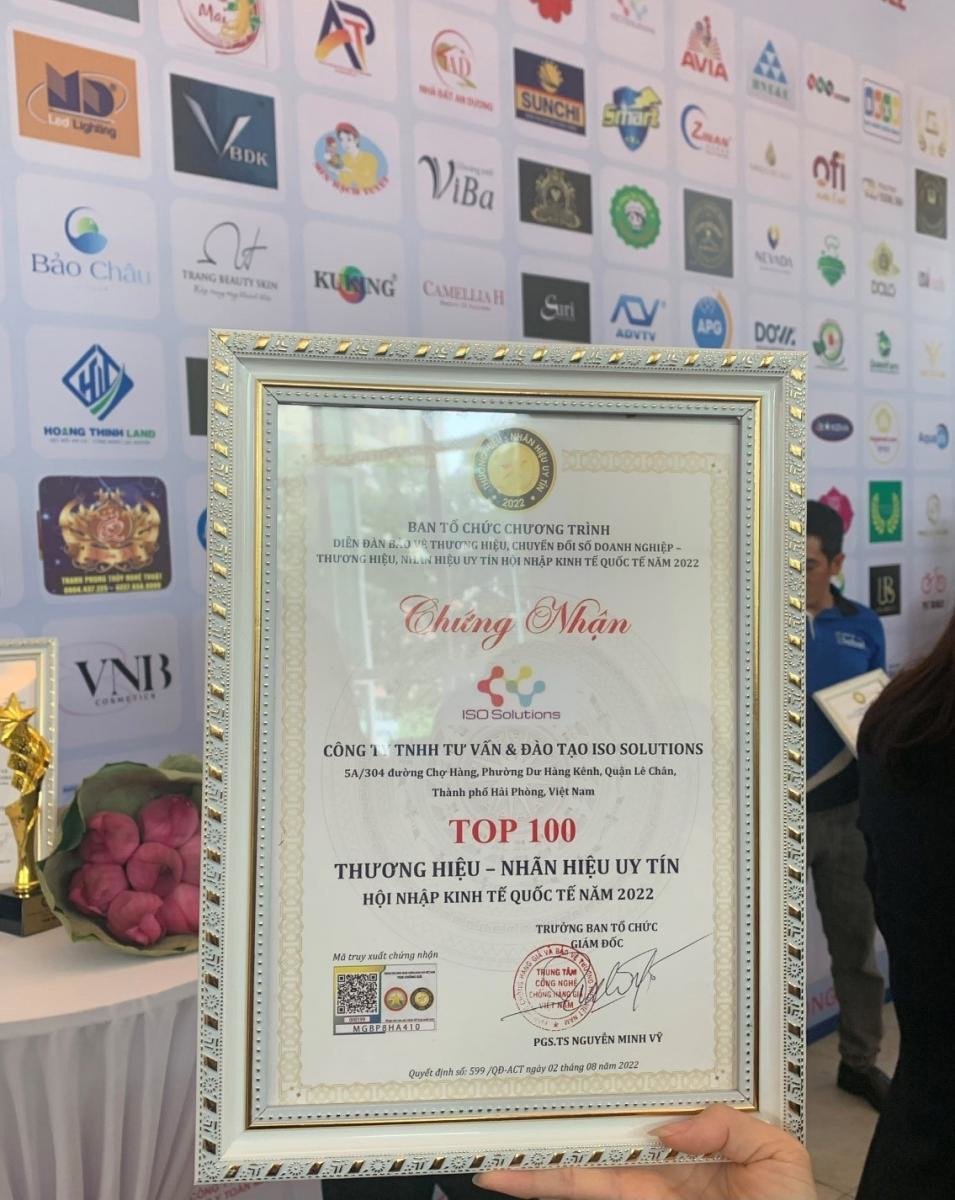 top100-thuong-hieu-uy-tin-2022-1.jpg